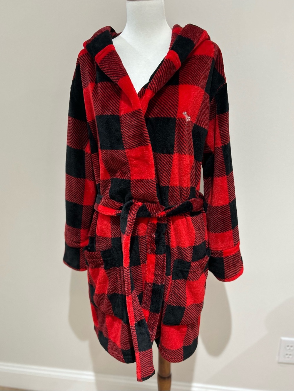 PINK Victoria's Secret PINK Bling Buffalo Plaid Fleece Hooded Plush Robe Sz XS